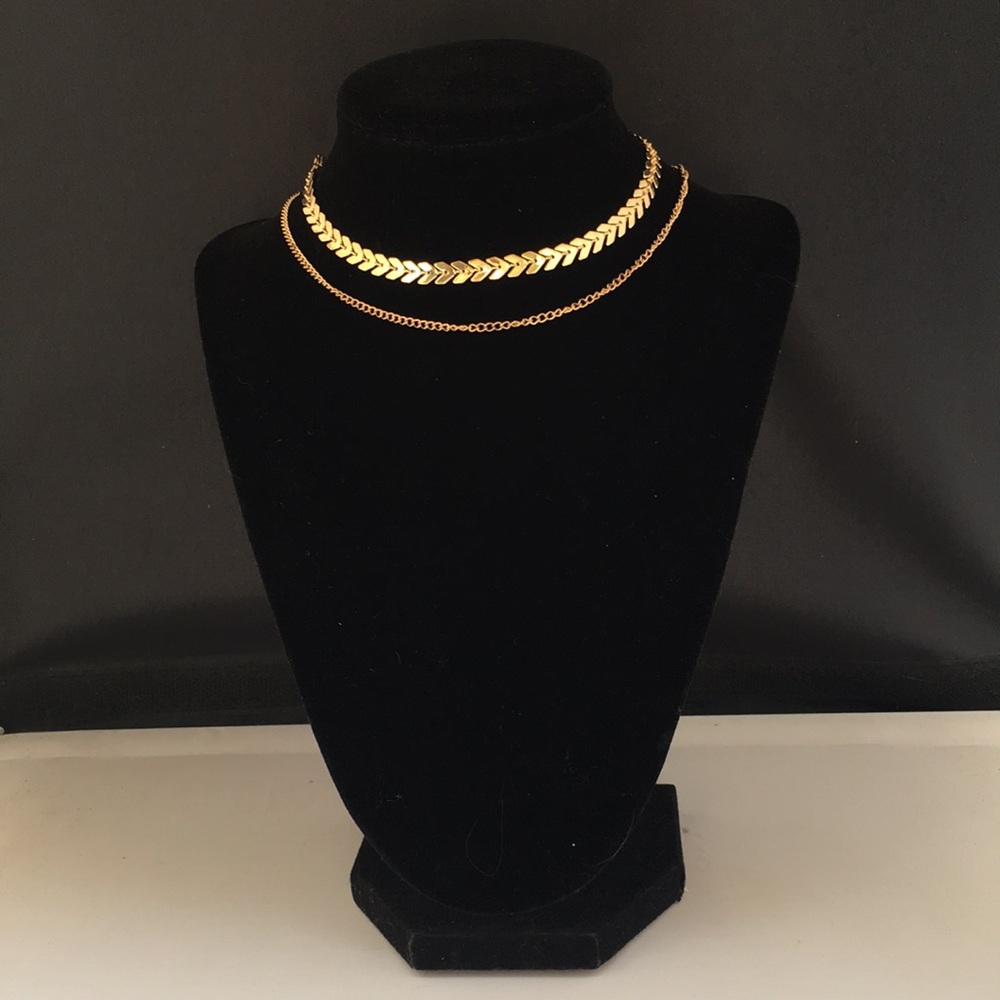 New! Gold Chevron Choker Necklace - Picture 6 of 9